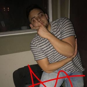 Meet your Posher, Dominik