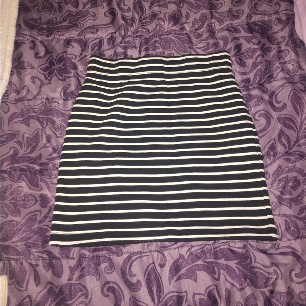 Stripped skirt