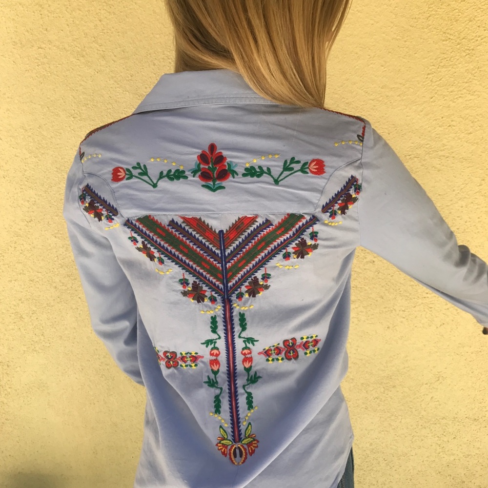Light blue flower folk embroidered button up shirt