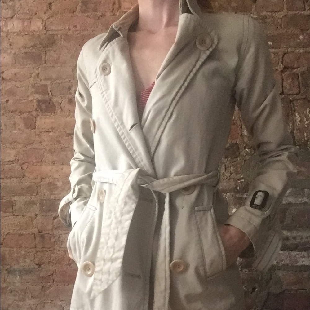 Short-length Abercrombie & Fitch trench-coat