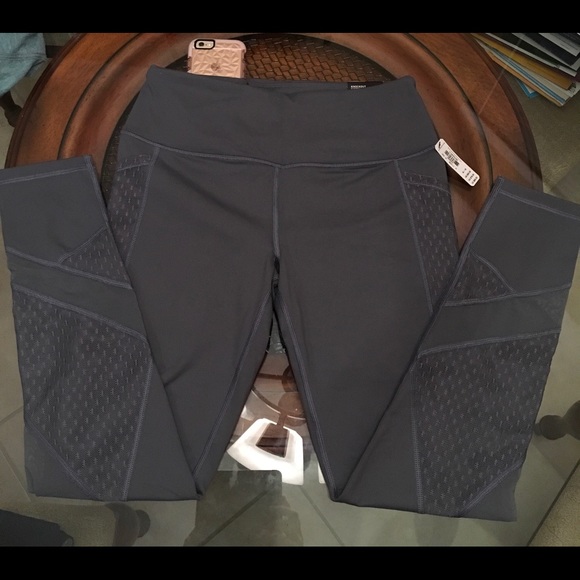 💥Knockout By Victoria Sport Pocket Tight 💥 - Picture 2 of 5