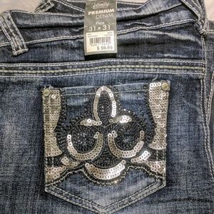 NWT Premium Vanity Original Flare Jeans 31W 31L