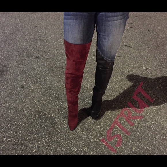 Over the knee boots - Picture 2 of 4