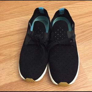 Native shoes Apollo Moc Women's size 6