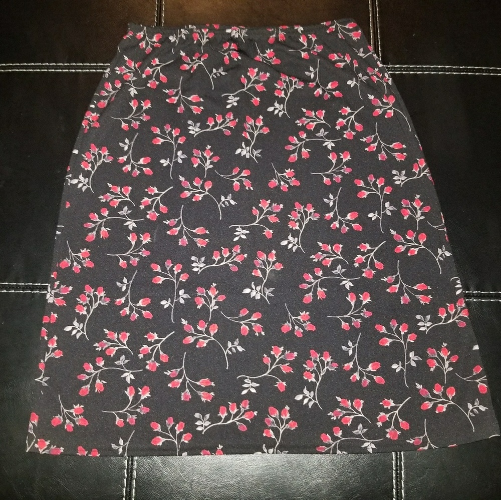 Knee length skirt
