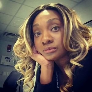 Meet your Posher, Angela