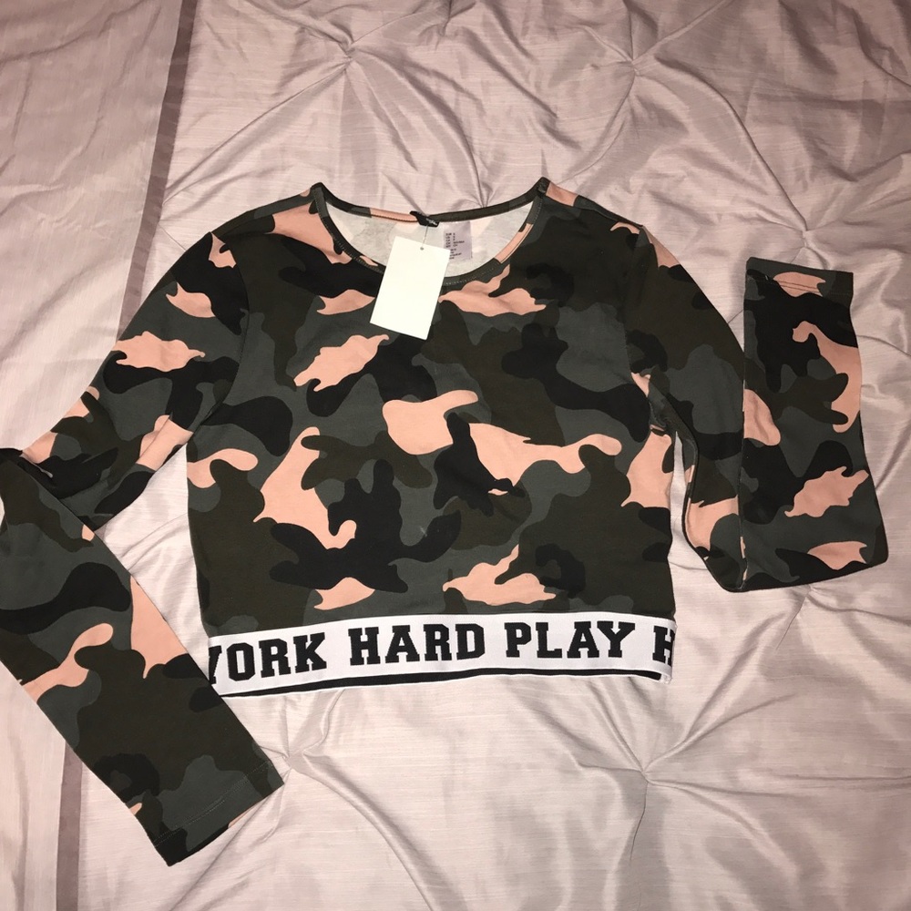 Crop top NWT