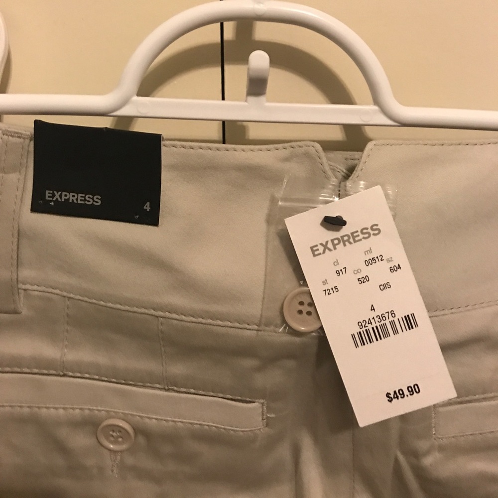 Shorts - Picture 3 of 3