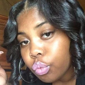 Meet your Posher, Alisha