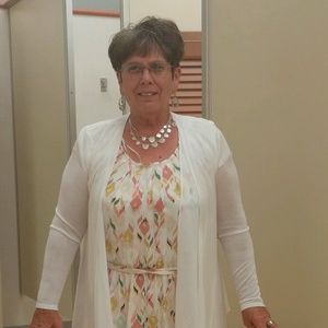 Meet your Posher, Debbie