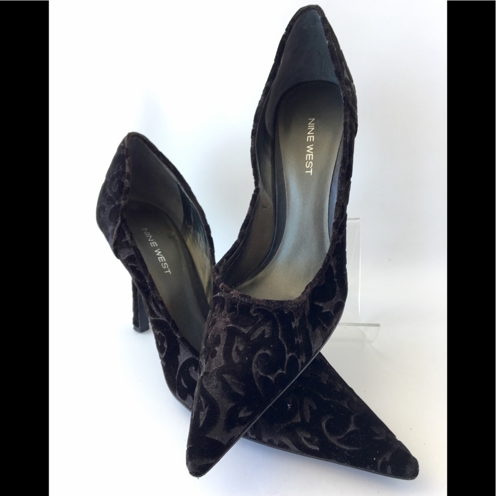 Nine West Black velvet brocade heels- Size 10