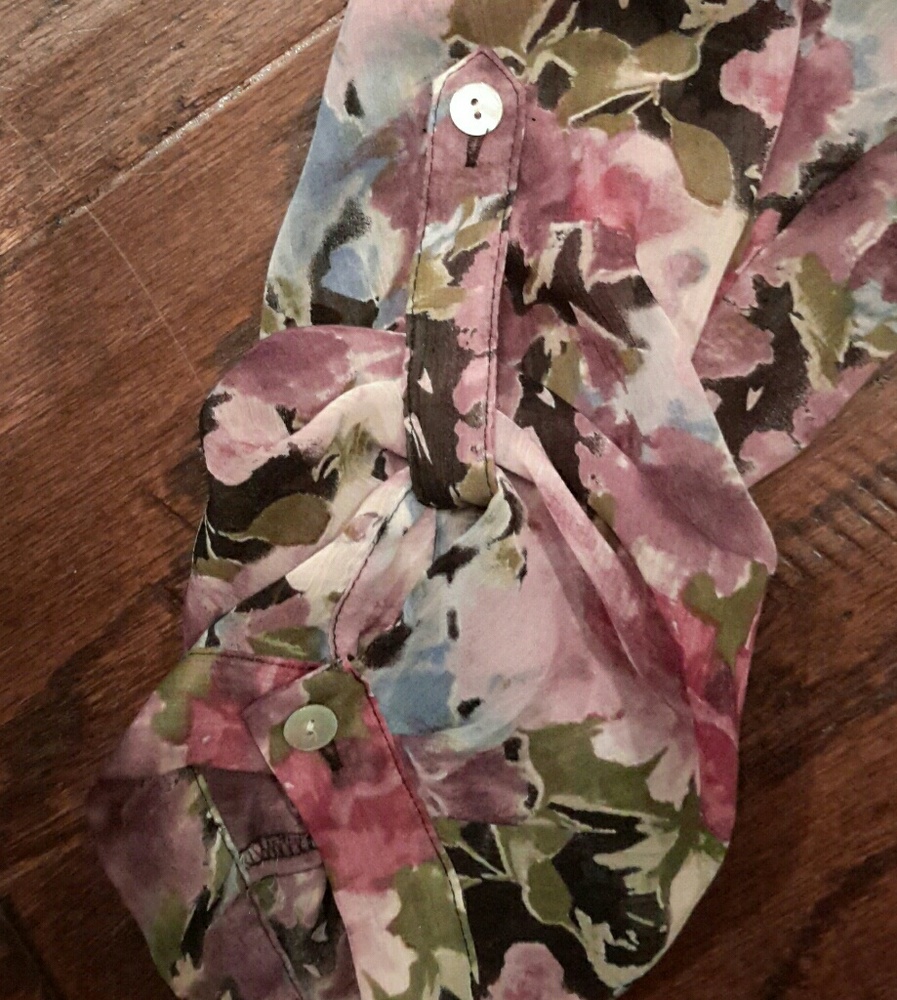 Blouse - Picture 8 of 8