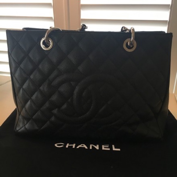 CHANEL GRAND SHOPPING TOTE BAG - Picture 2 of 8