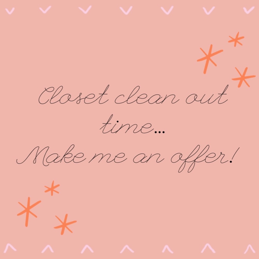 ⭐️⭐️Make me an offer! Closet Clean Out! ⭐️⭐️