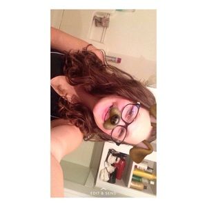 Meet your Posher, Lydia