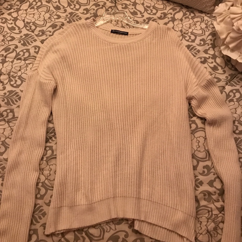 Brandy Melville sweater (plus free gift)