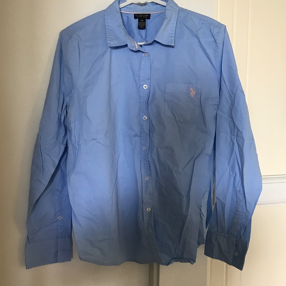 🦄US POLO ASSN Light Blue Button Down Top🌺