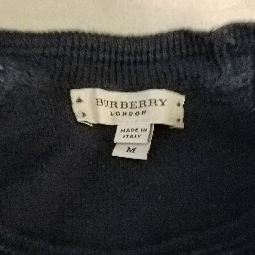 Men's Burberry navy sweater