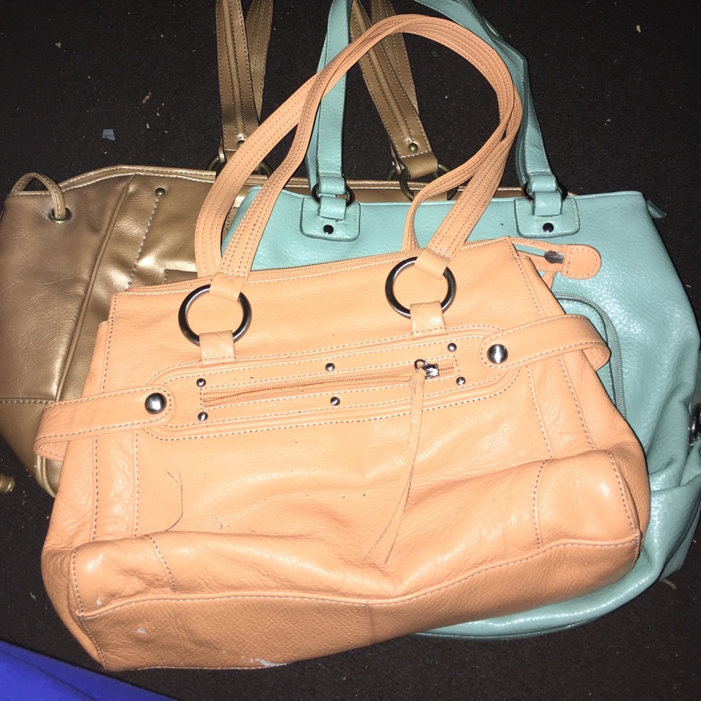 Purses - Picture 2 of 4