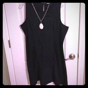 Black sleeveless shift dress