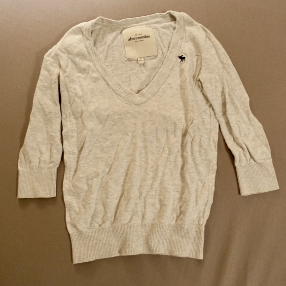 Abercrombie Gray 3/4 Sleeve Sweater - Picture 1 of 2