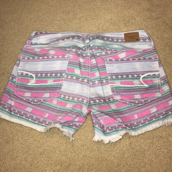 Super cute Tribal shorts - Picture 2 of 4