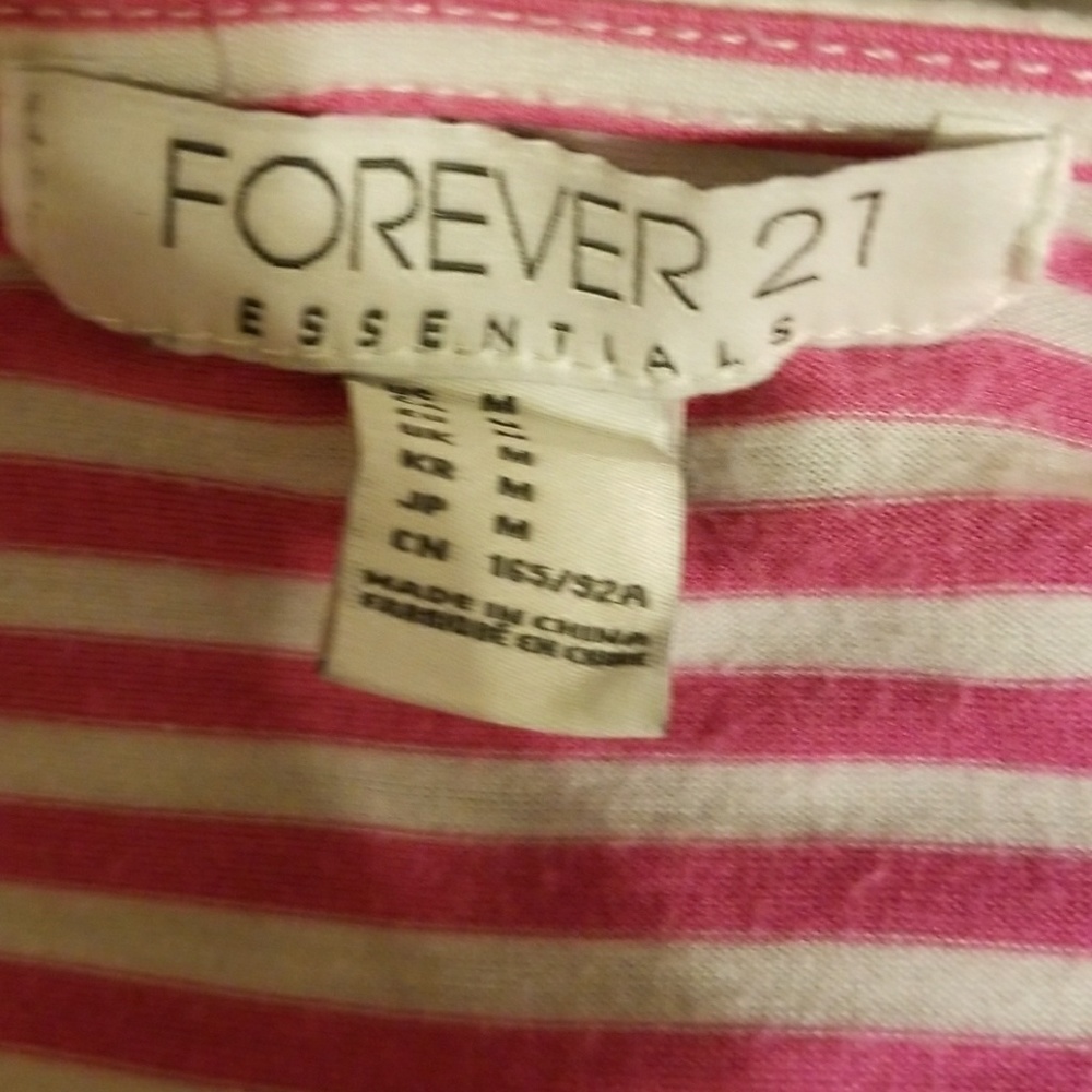 Forever 21 Essentials Top - Picture 3 of 3