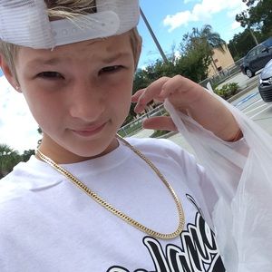 Meet your Posher, Dylan