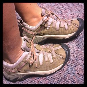 Keen hiking shoes