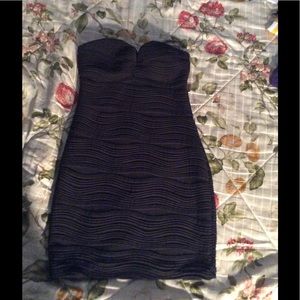 Black strapless bodycon dress