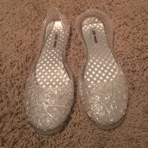 Steve Madden jelly flats