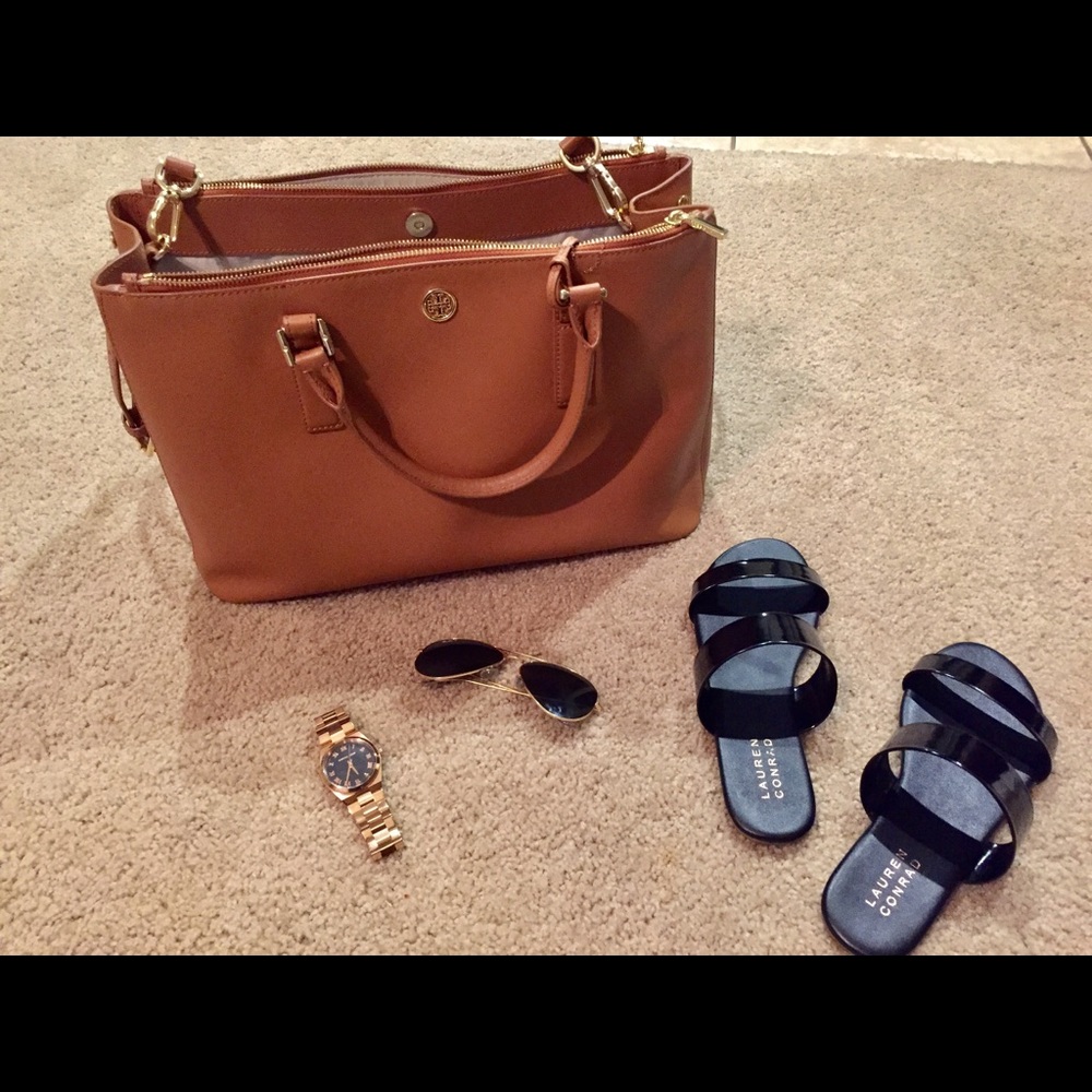 Tory burch purse