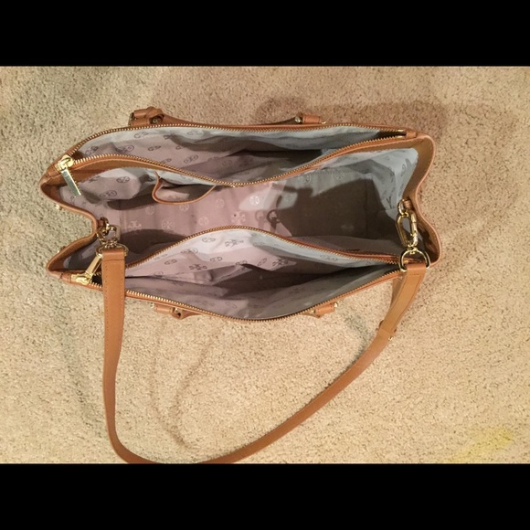 Tory burch purse - Picture 4 of 6