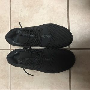 Jordan eclipse chukka size 9.5 used