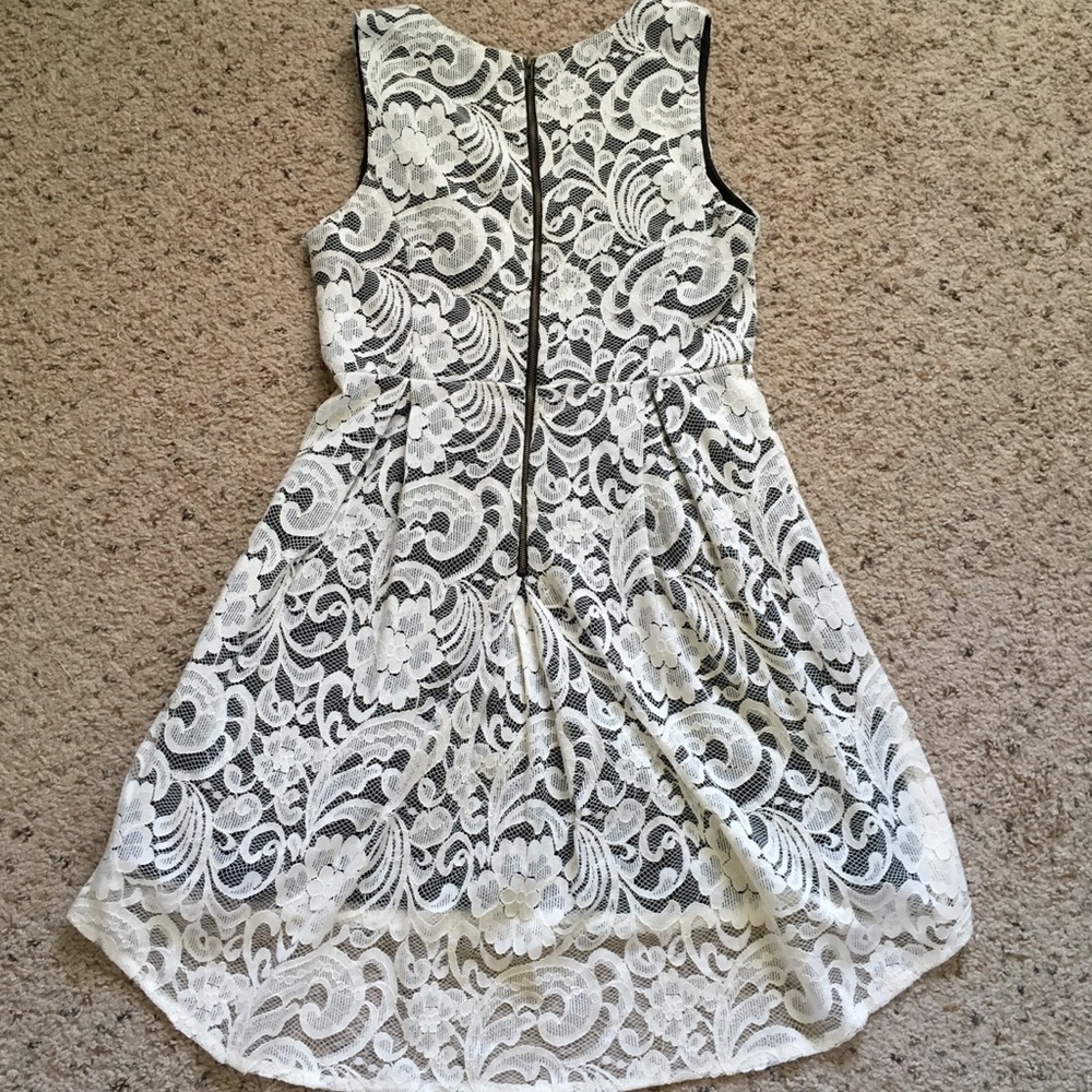 Monteau Dress White Lace V-Neck Sleeveless Lined M - Picture 6 of 7