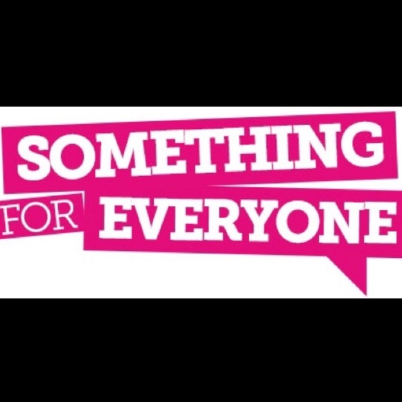 MAKE AN OFFER! 😃 Happy to bundle!! - Picture 2 of 2