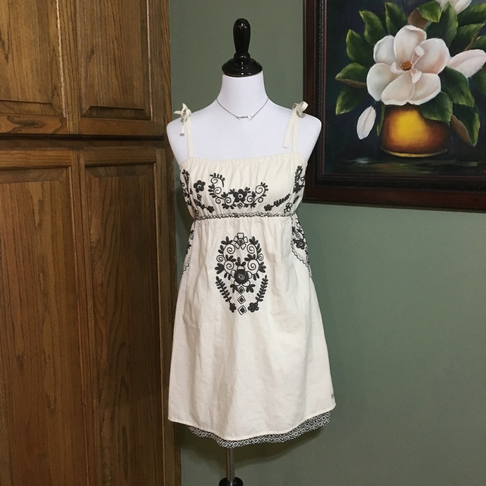 Billabong Dress with Tie Straps Sz Small