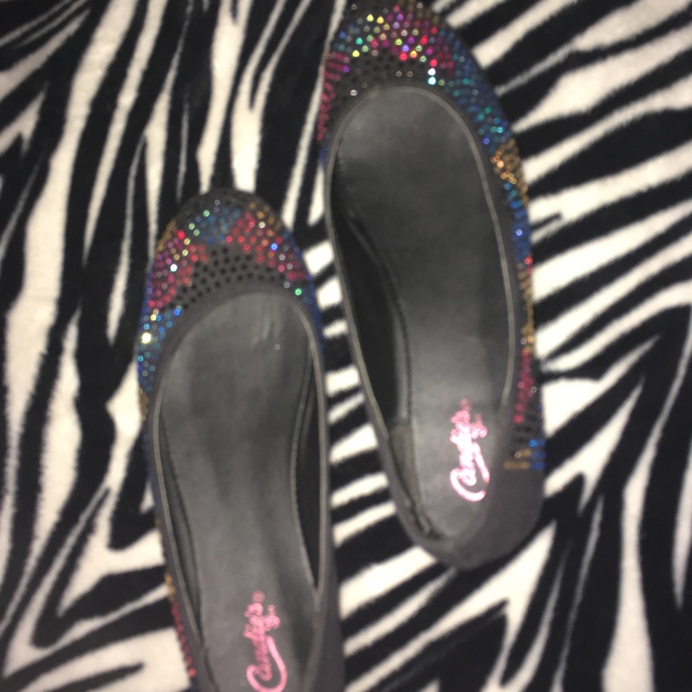 Black , sparkled flats