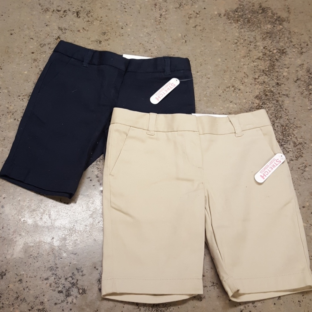 Izod Girls Uniform Shorts Size 4