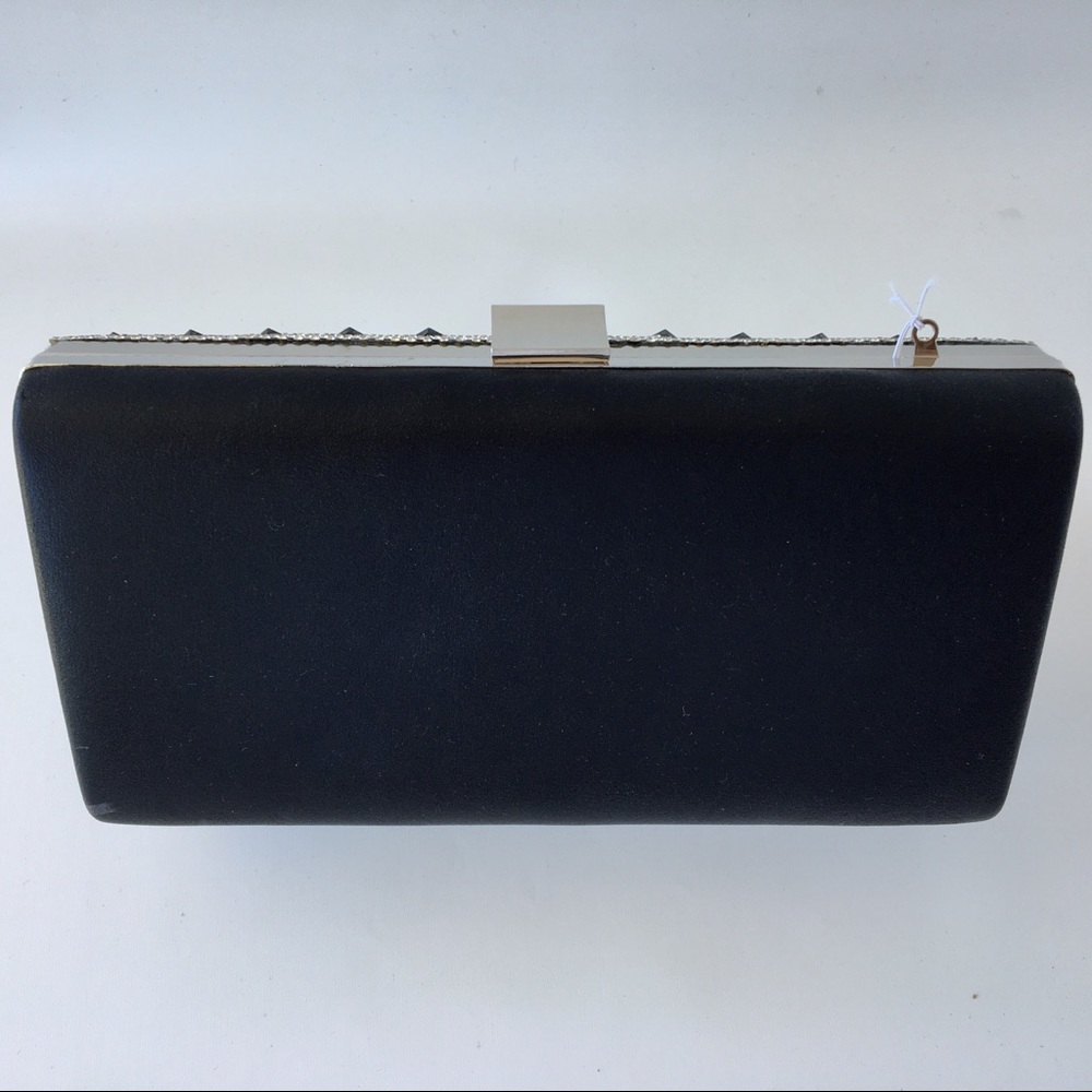 Fab night out! Crystal embellished evening clutch. - Picture 4 of 4