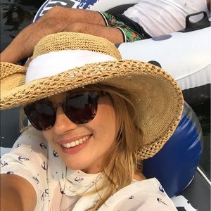 Meet your Posher, Herta