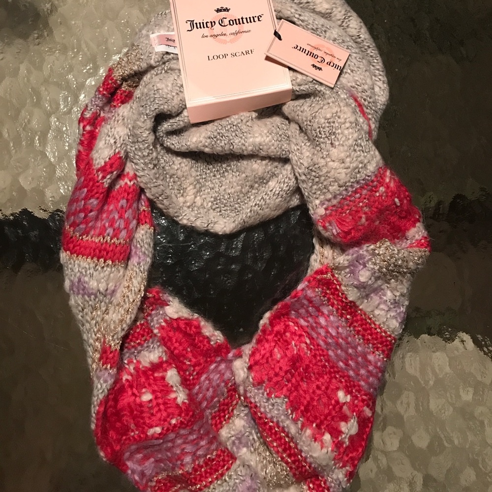 Juicy Couture Loop Scarf