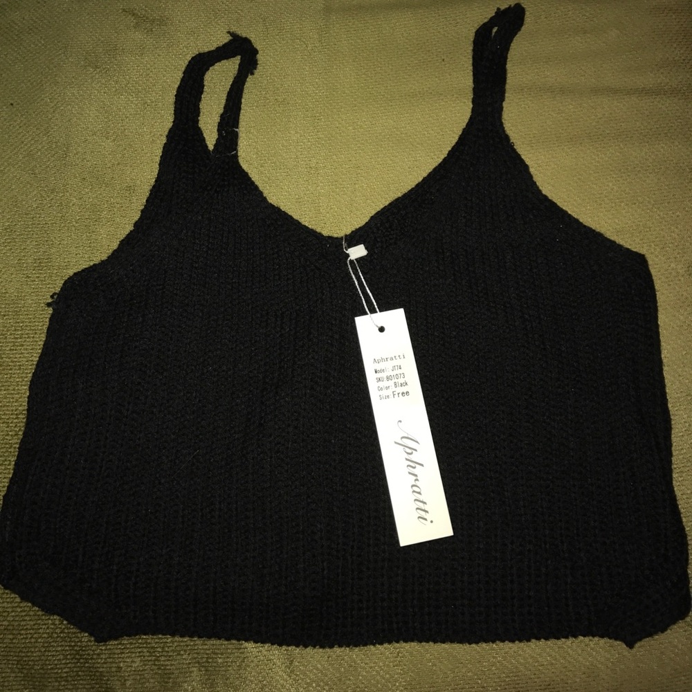 Brand new knit crop top