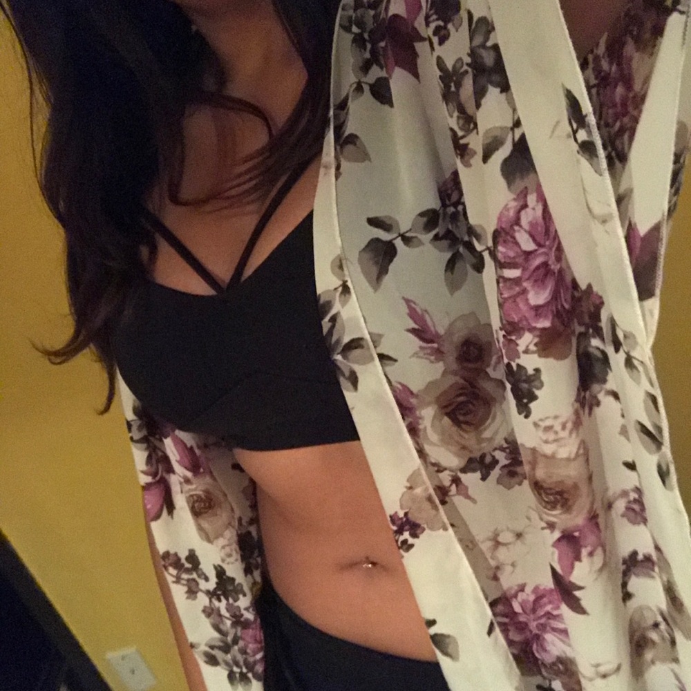 White and purple floral kimono