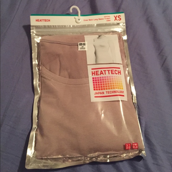 Uniqlo Tops - NWT crew neck heat tech long sleeve