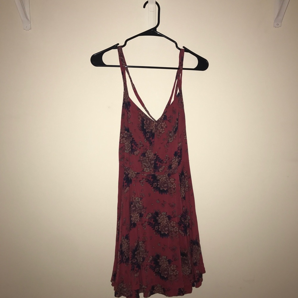 ✨SOLD✨ Kimchi Blue Scarlett Fit + Flare Dress - Picture 3 of 3