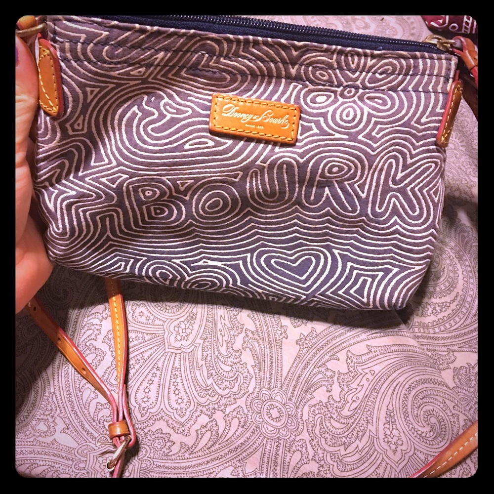 Dooney & Bourke,Inc simple purse Authentic