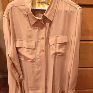 Equipment Classic Pink Buttondown