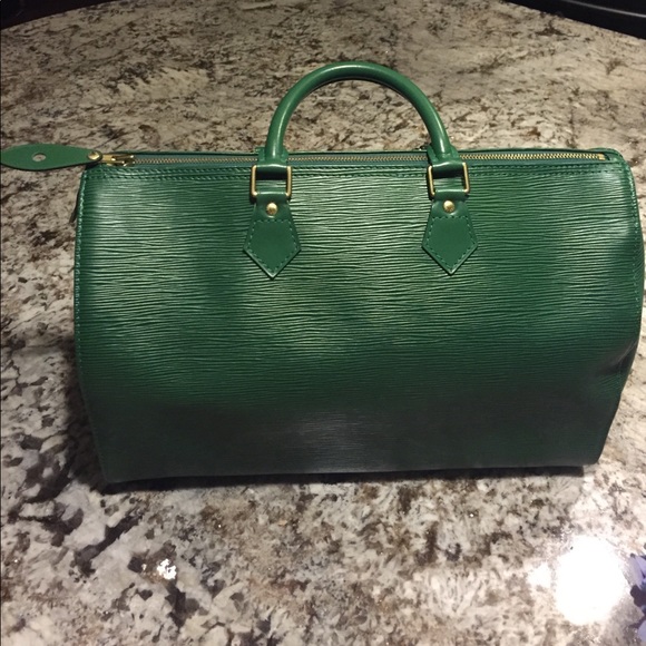 Epi 35, green leather.  Excellent condition - Picture 7 of 8