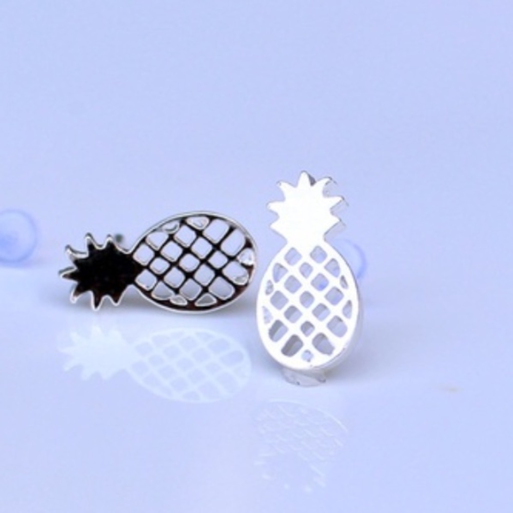 Silver pineapple earrings